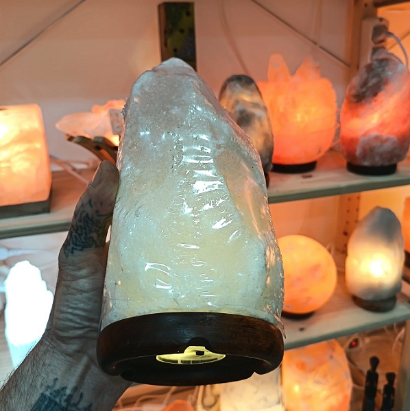 Lampada di Sale Bianco Himalayano Naturale 2-3 kg Senza Fili a Batteria LED Ricaricabile®