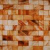realizzazione-pareti-in-piastrelle-di-sale-rosa-himalayano-2.jpg Mattonella di Sale Himalayano Rosa 20x10x2,5 cm con Lato Grezzo BiciBio Bioprofumeria